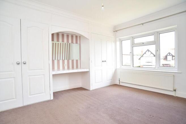 3 bed Semi-Detached for sale Image 8