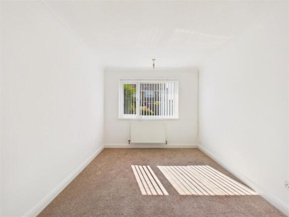 2 bed Semi-Detached Bungalow for sale Image 5