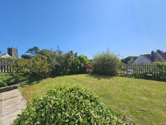 Front Garden.jpg