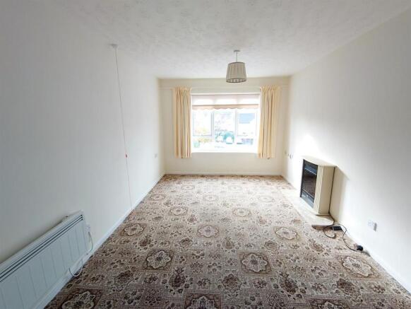Living Room.jpg