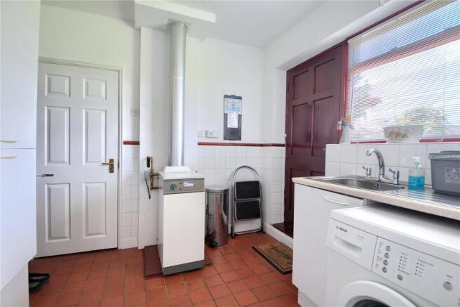 3 bed Detached for sale Image 9
