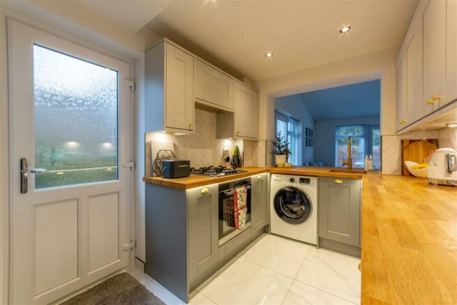 11 Hazel Close-19.jpg