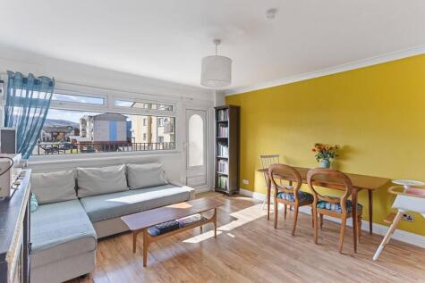 Flat 5, 49 Southhouse Crescent, Edinburgh, EH17 8BT