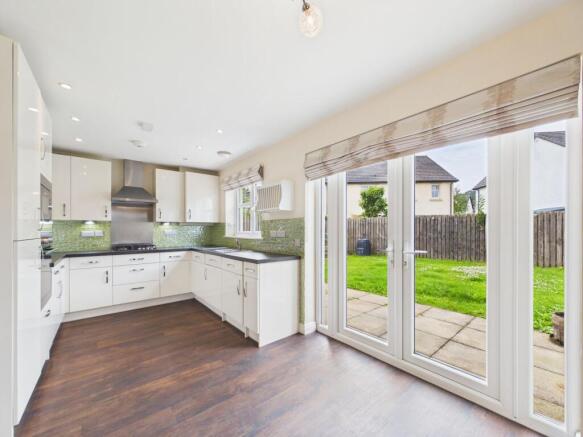 Kitchen/Dining