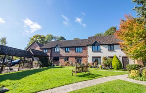 Rosecott, Havant Road, Horndean, Waterlooville, PO8 0XA