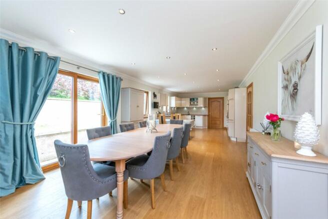 Dining Area/Kitchen