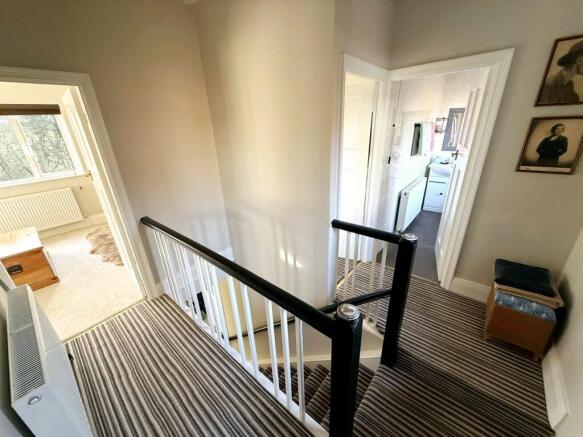 3 bed Semi-Detached for sale Image 10