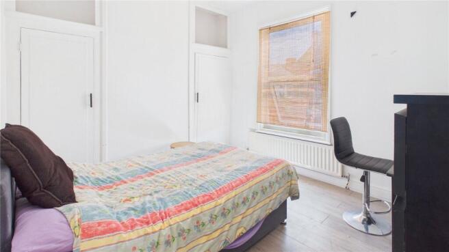 3 bed Terraced for sale Image 10