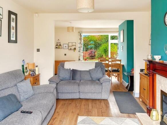 3 bed Semi-Detached for sale Image 5