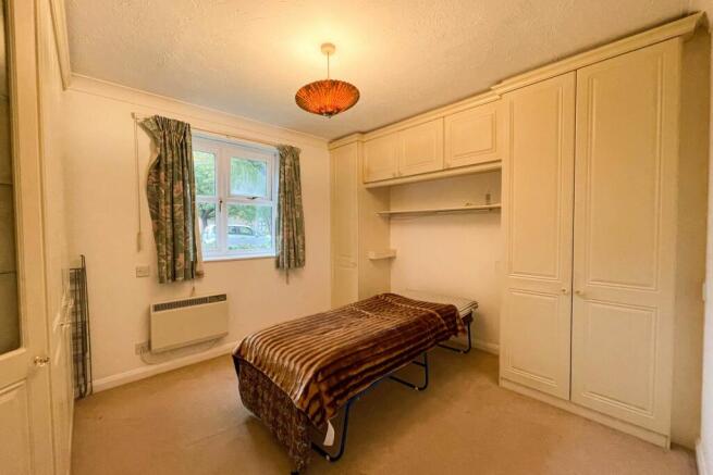 Bedroom 1 (Double)