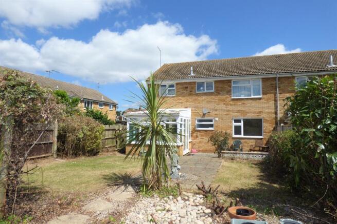 Milton Close, rear v