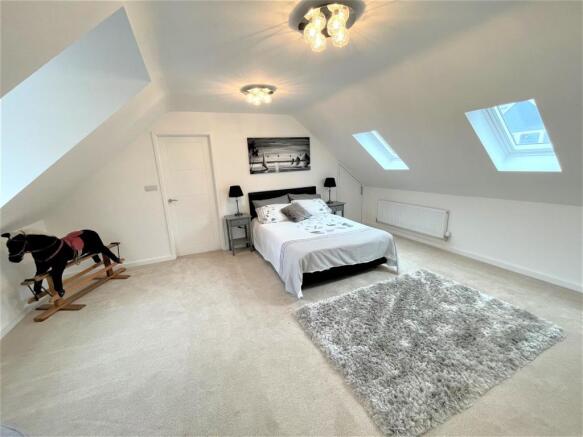 DOUBLE ASPECT BEDROOM ONE :