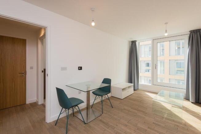Living/dining area