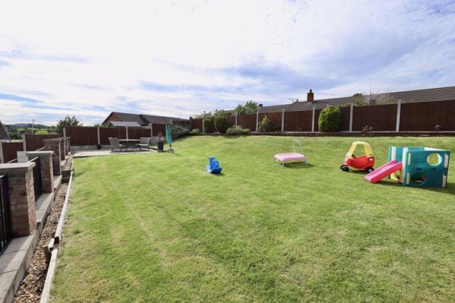 Garden 01