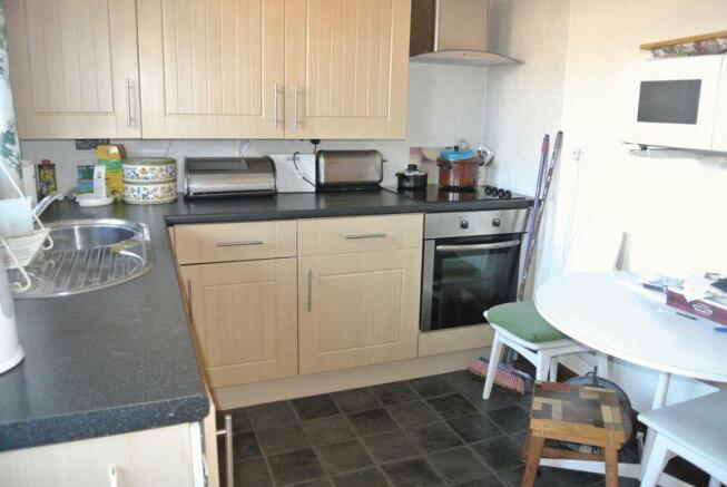 Kitchen aspect 2