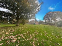 Lorian, Millfields, Burgh Castle NR31 9QS