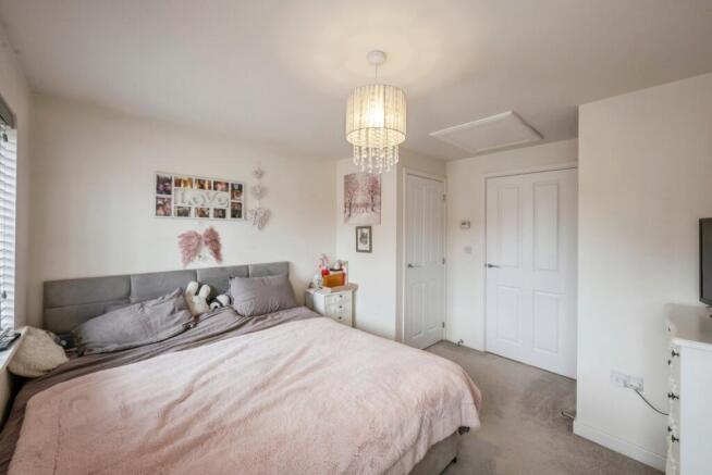3 bed Semi-Detached for sale Image 7