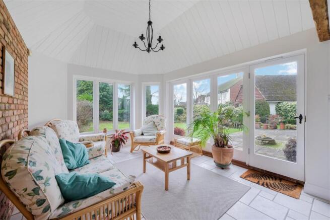 LAGHAM PARK (20 FROM 34)-19.jpg