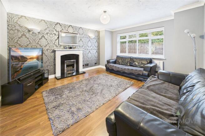 Foster Close, Kettering, Northamptonshire, NN15 photo 2