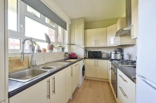 Albert Drive, Southfields, London, SW19 photo 2
