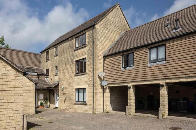 Post Office Lane, Corsham photo 4