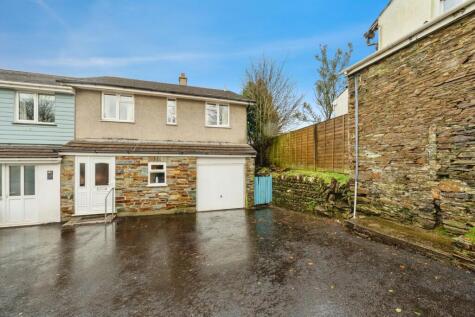 Fore Street, CAMELFORD, Cornwall, PL32