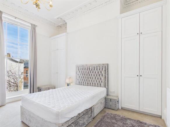 1-bed-central-cheltenham11.jpg