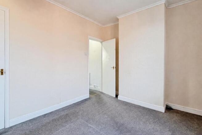 2 bed Terraced for sale Image 7