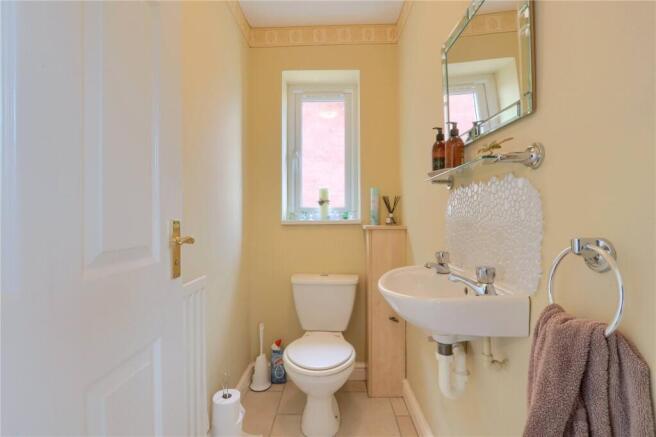 2 bed Bungalow for sale Image 12