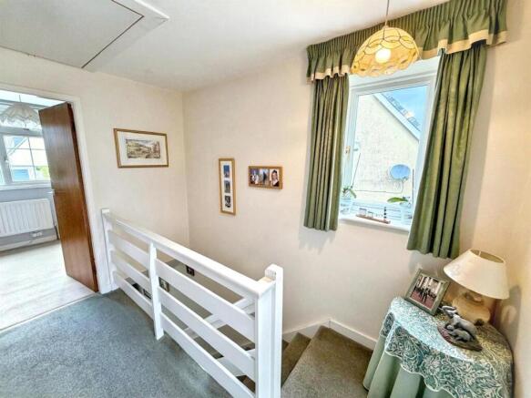 3 bed Detached for sale Image 8
