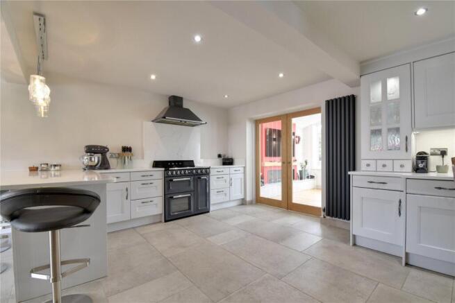 4 bed Detached for sale Image 12