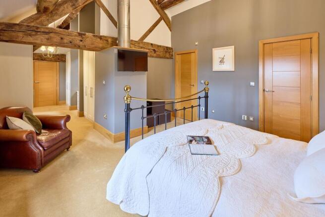 3 bed House for sale Image 12