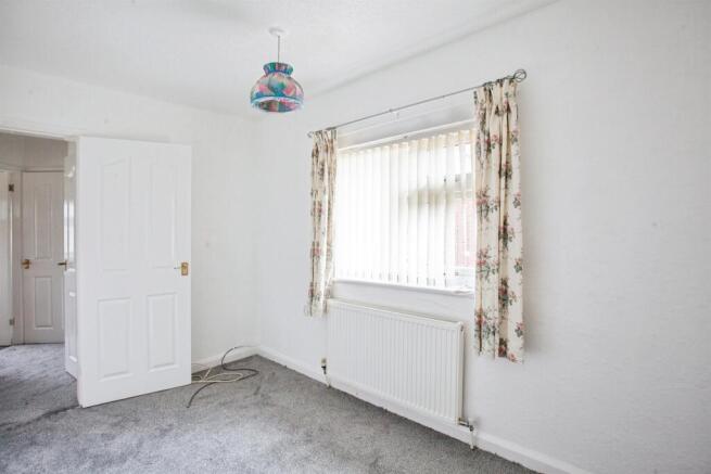 2 bed Semi-Detached for sale Image 12