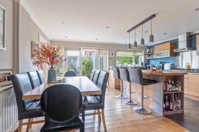 Kitchen/Dining Room