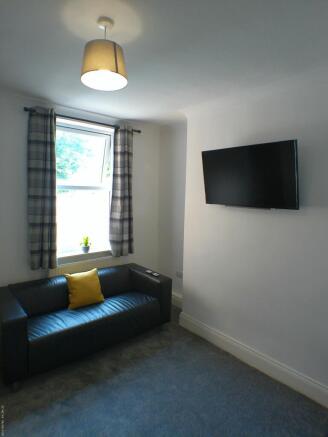 1 bed Terraced to rent Image 9