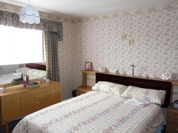 Bed1
