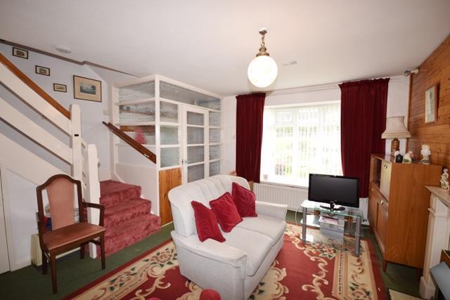 SITTING ROOM.JPG