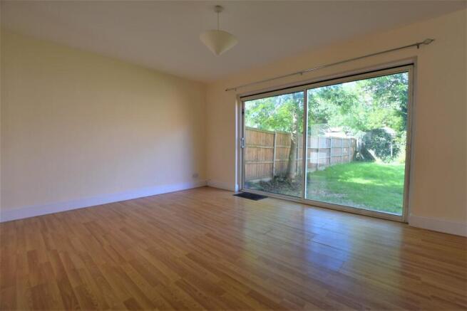 Living room 2.JPG