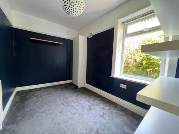 3 bed Terraced for sale Image 9