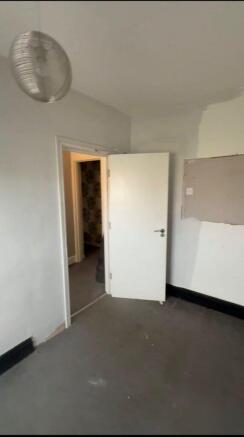 2 bed Terraced for sale Image 7