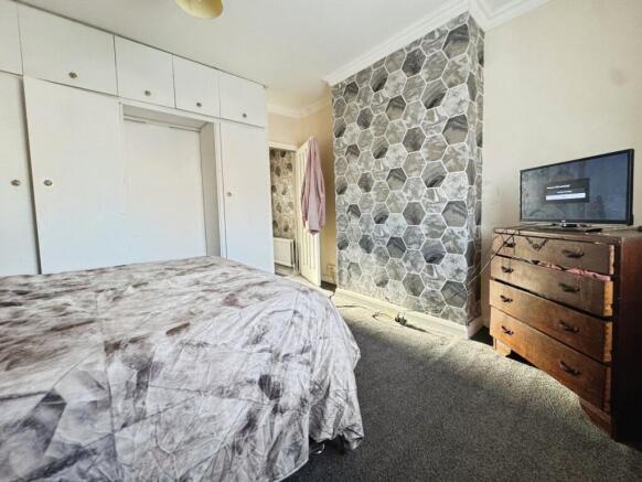 2 bed Terraced for sale Image 6