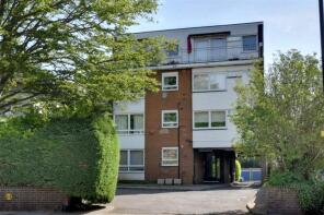 Flat 2, Ivy Court, Lee Road, London SE3 9EA