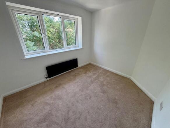 3 bed Semi-Detached for sale Image 10
