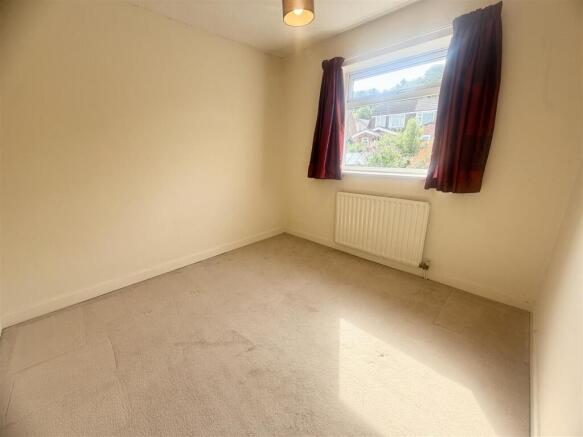 3 bed Semi-Detached for sale Image 10