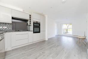 44, Caponfield, Welwyn Garden City AL7 4AP