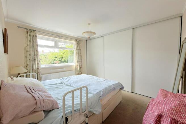 2 bed Bungalow for sale Image 9