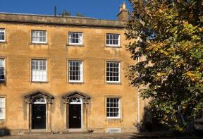4 Maidens Row, North End Terrace, Leysbourne, Chipping Campden GL55 6AE