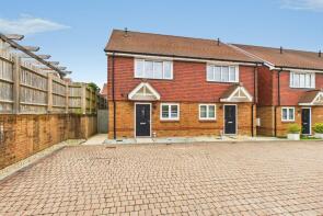 18, Arun Walk, Horsham RH12 0BR