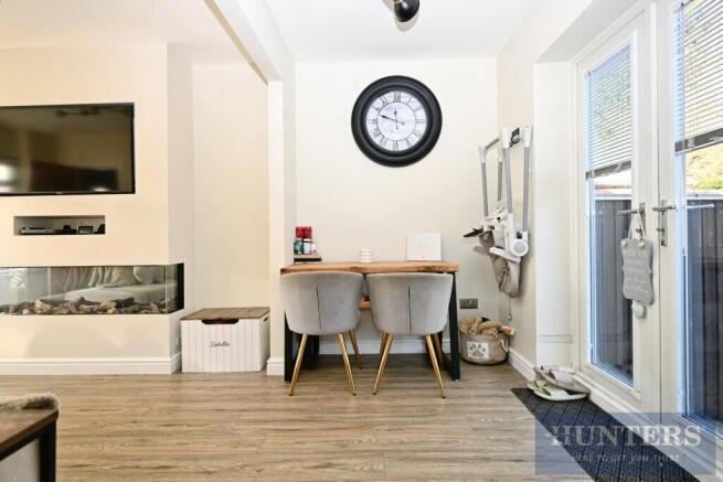 3 bed Semi-Detached for sale Image 4