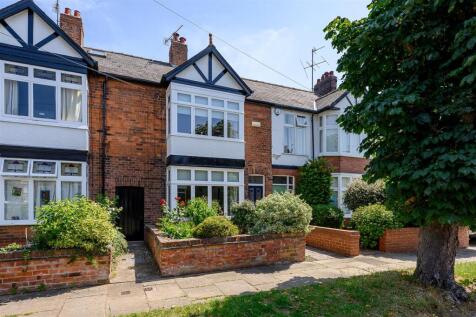 Chestnut Avenue, Off Stockton Lane, Heworth, York YO31 1BR